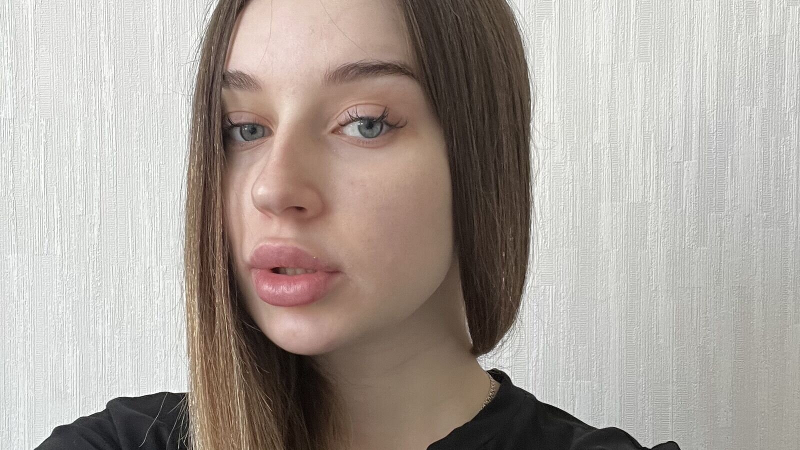LolaMua
