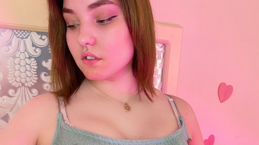 VioletDora