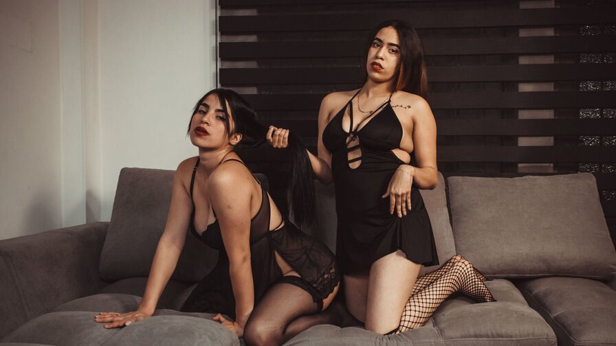 DakotaAndZoe